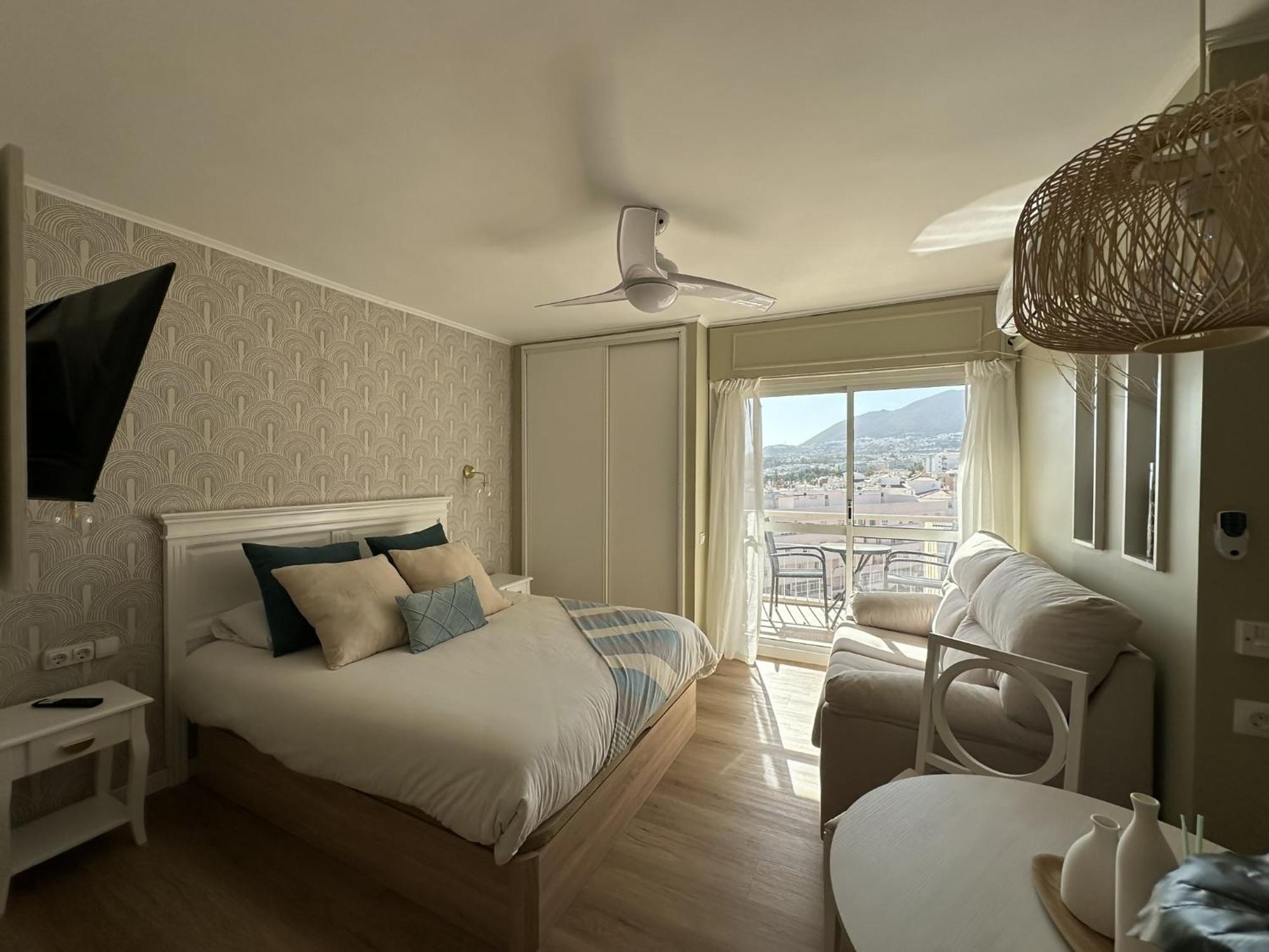 Estudio Agata Con Piscina A 800M De La Playa Benalmádena Buitenkant foto