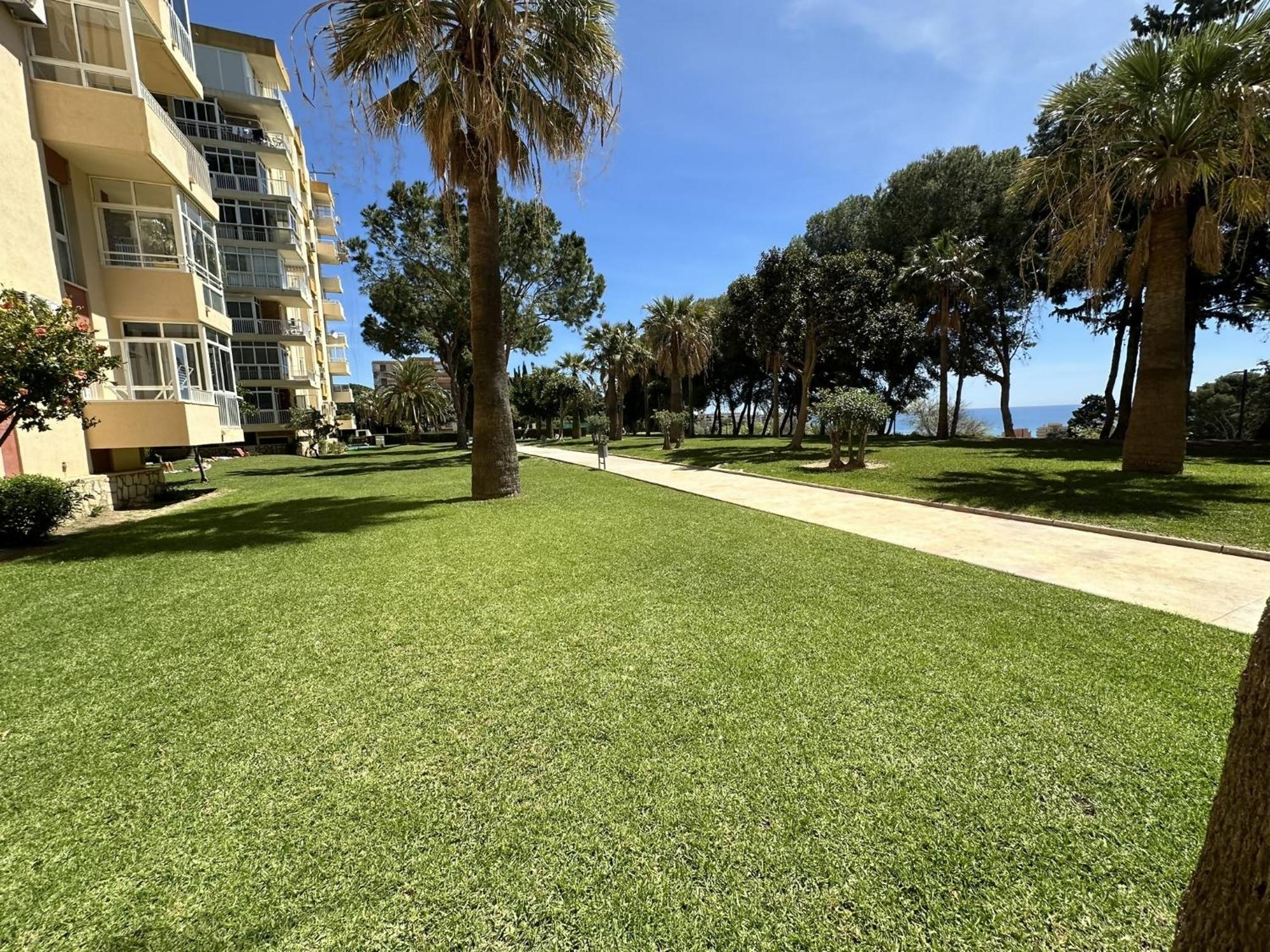 Estudio Agata Con Piscina A 800M De La Playa Benalmádena Buitenkant foto